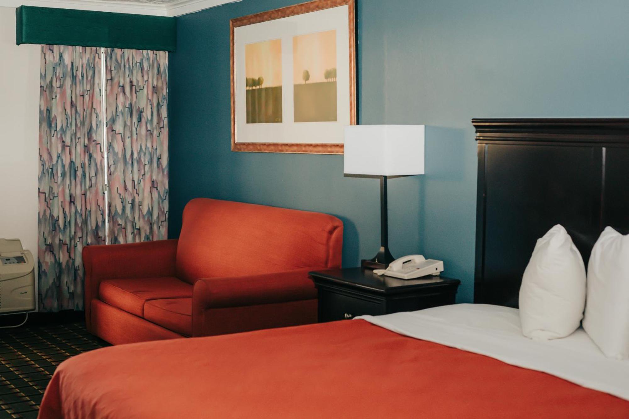 Victorian Inn & Suites Накоґдочес Екстер'єр фото